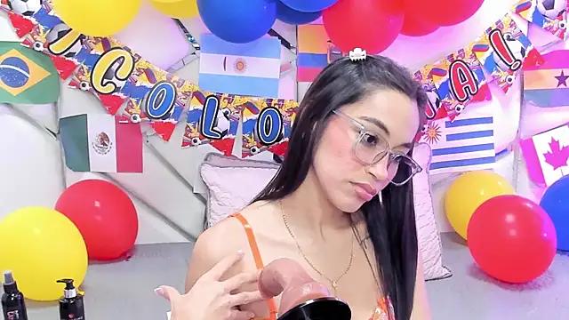 GabbieSkinny webcam