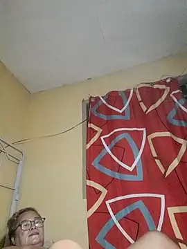 loriepinay46 webcam