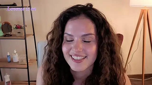 Lili_Torin webcam