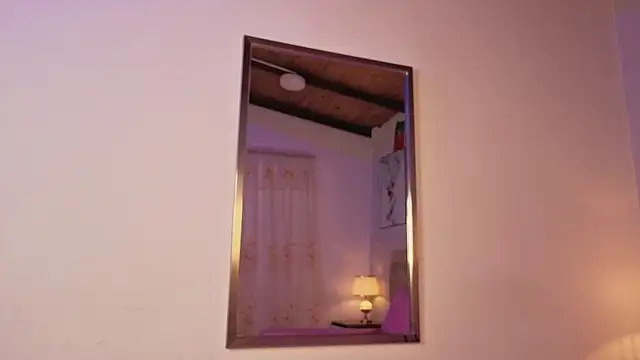 zoe_moon__ webcam