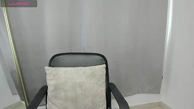 Laila_Rouse webcam