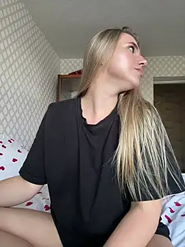 adel_secret webcam