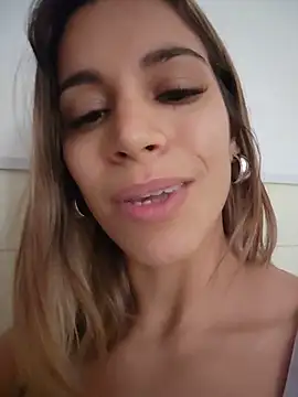 VillaandersonPH live cam on StripChat