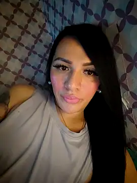 Yourbabyshane webcam
