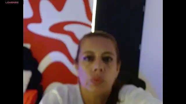channelsmith_55 webcam