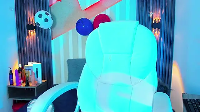 MadisonYoung000 webcam