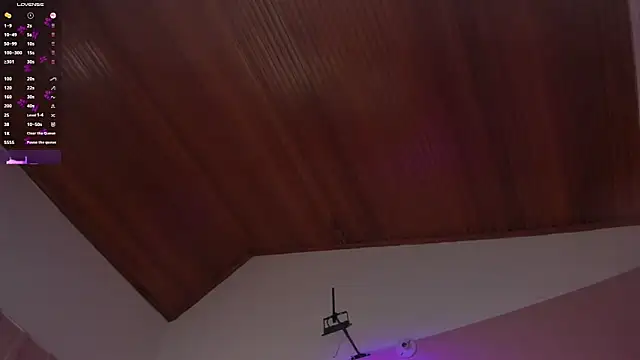 elodie_walker webcam
