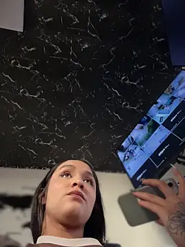 Isabella-Teen webcam