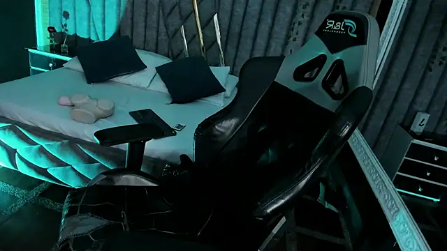 NicolaiKarav webcam