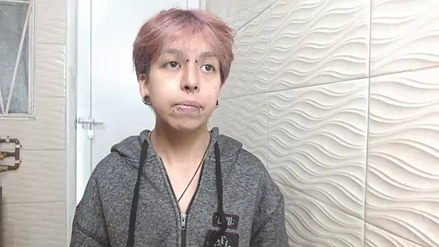 Madewithhell webcam
