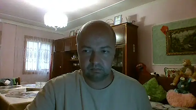 Luceriusbigass webcam