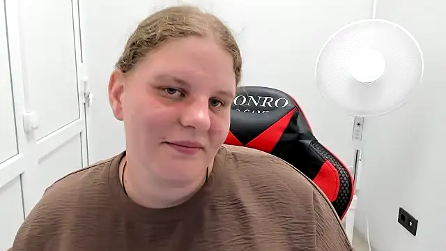 Bella_shyy_ webcam
