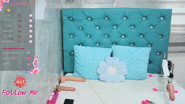 MAARYMOON webcam