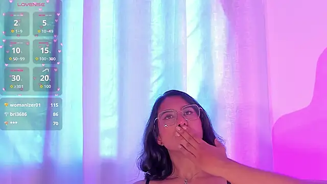 DaraBeckett live cam on StripChat