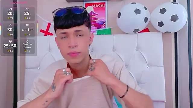 Axel__Evans webcam