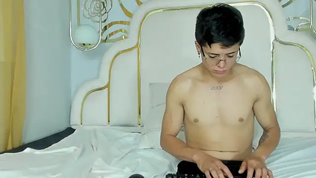 midnightlust_vc webcam