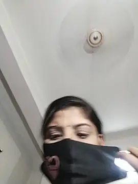 lovelyislam live cam on StripChat