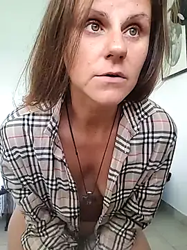 Scarlettishere webcam