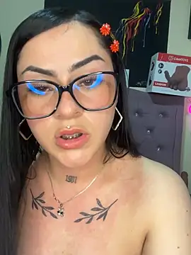 Emmie_Hot webcam