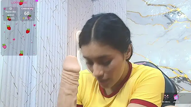 PEACHY_TAY webcam