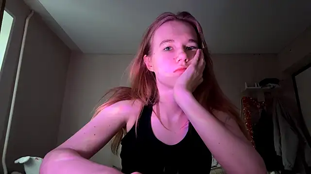 LeomaJee webcam