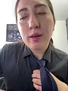 suzy-111 webcam