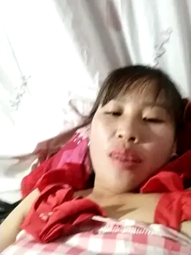 Yo-must webcam