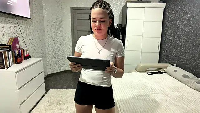 cuteshowy