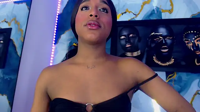 SaramyBigcock webcam