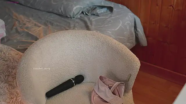 anabelcurvy