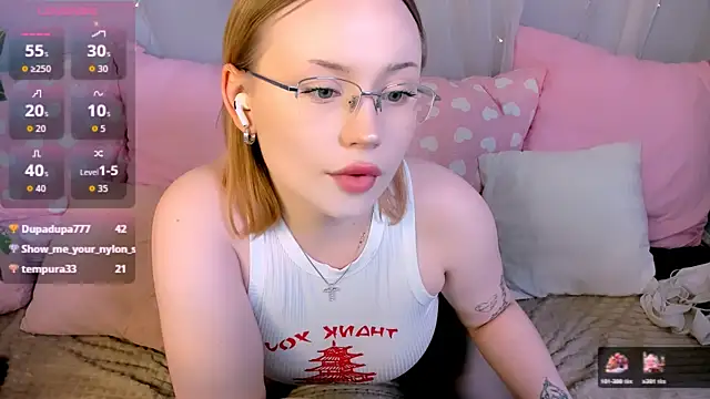 Tina_Walker webcam