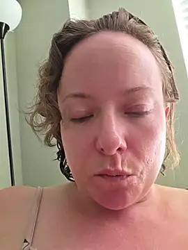 julimonroe webcam