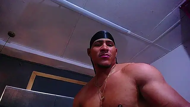 teddyfit19cm - Teddyfit19cm's free webcam - UK Sex Cams