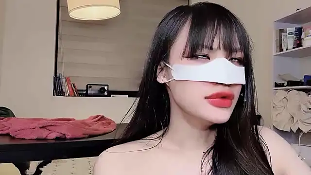 MaiLiiil webcam