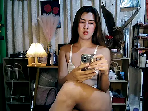 ur_hot_jenelle webcam