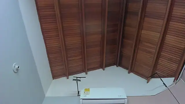 ivy_glow webcam