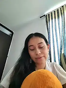 L0lita_Emi12
