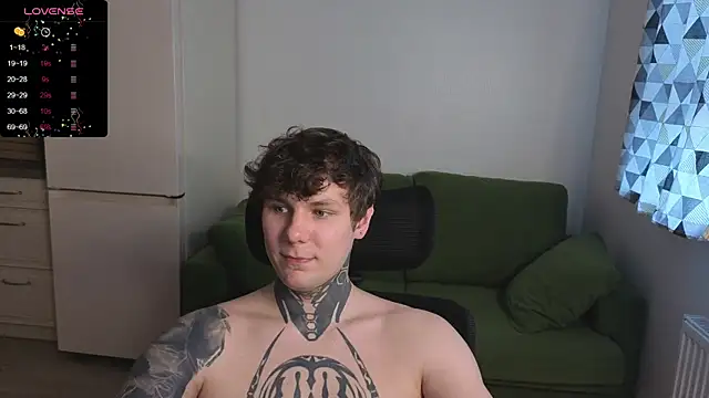 Lechery_boy live cam on StripChat