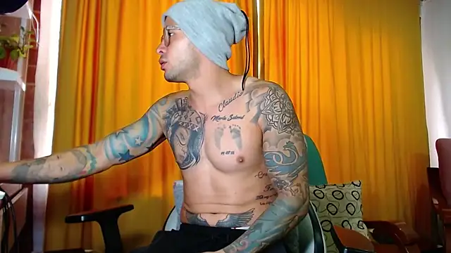 sebastian_horny webcam