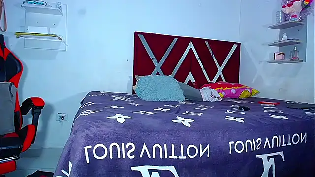 DanisaBrown webcam