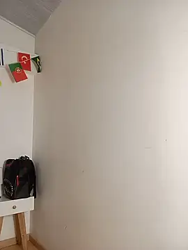 Dante_Knox webcam