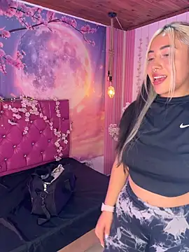 ManuelaVeeleez webcam