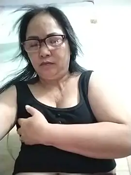 Naaya8109 webcam