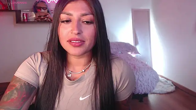 MissDennise webcam