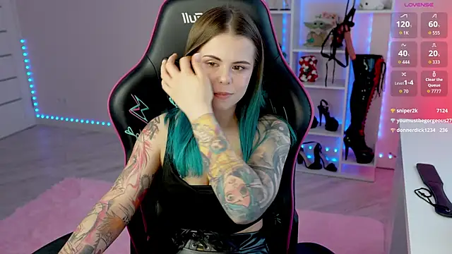 QueenAliceX webcam