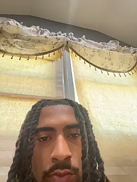 Mellyj053 webcam