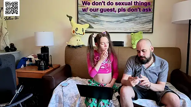 manicpixiedreamfrog webcam