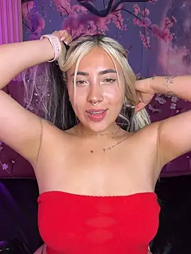 ManuelaVeeleez webcam