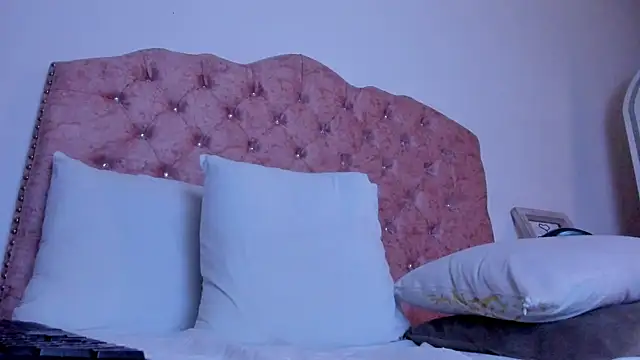 PriscilaCooper_ webcam