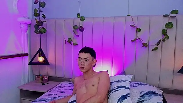 velvetkai webcam